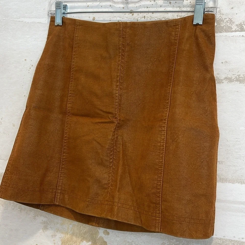 Free People Modern Femme Vegan Suede mini Skirt “Tobacco”